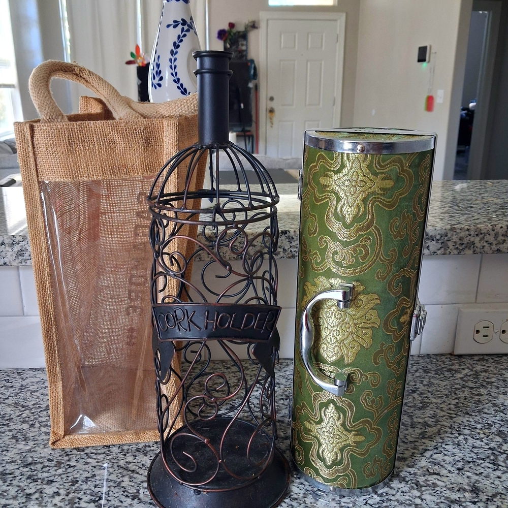 Wine Cork Holder and Green Wine Carrier Set